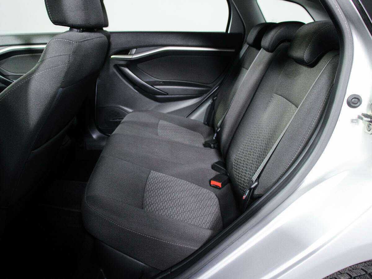 Б/У Лада (ВАЗ) Веста 2019 года. Фото: #6