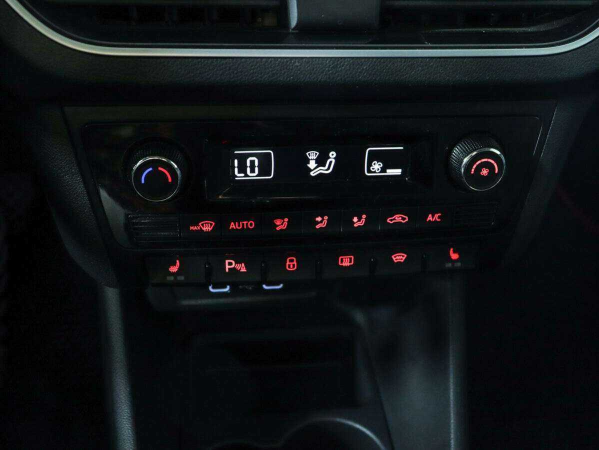 Б/У Фольксваген Поло 2020 года. Фото: #13