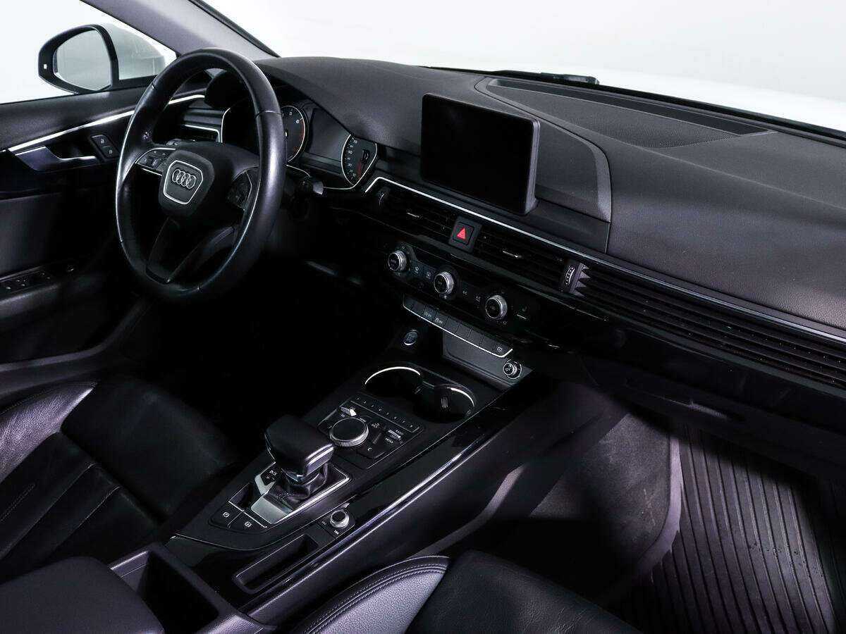 Audi A4 2017 года с пробегом. Фото: #6