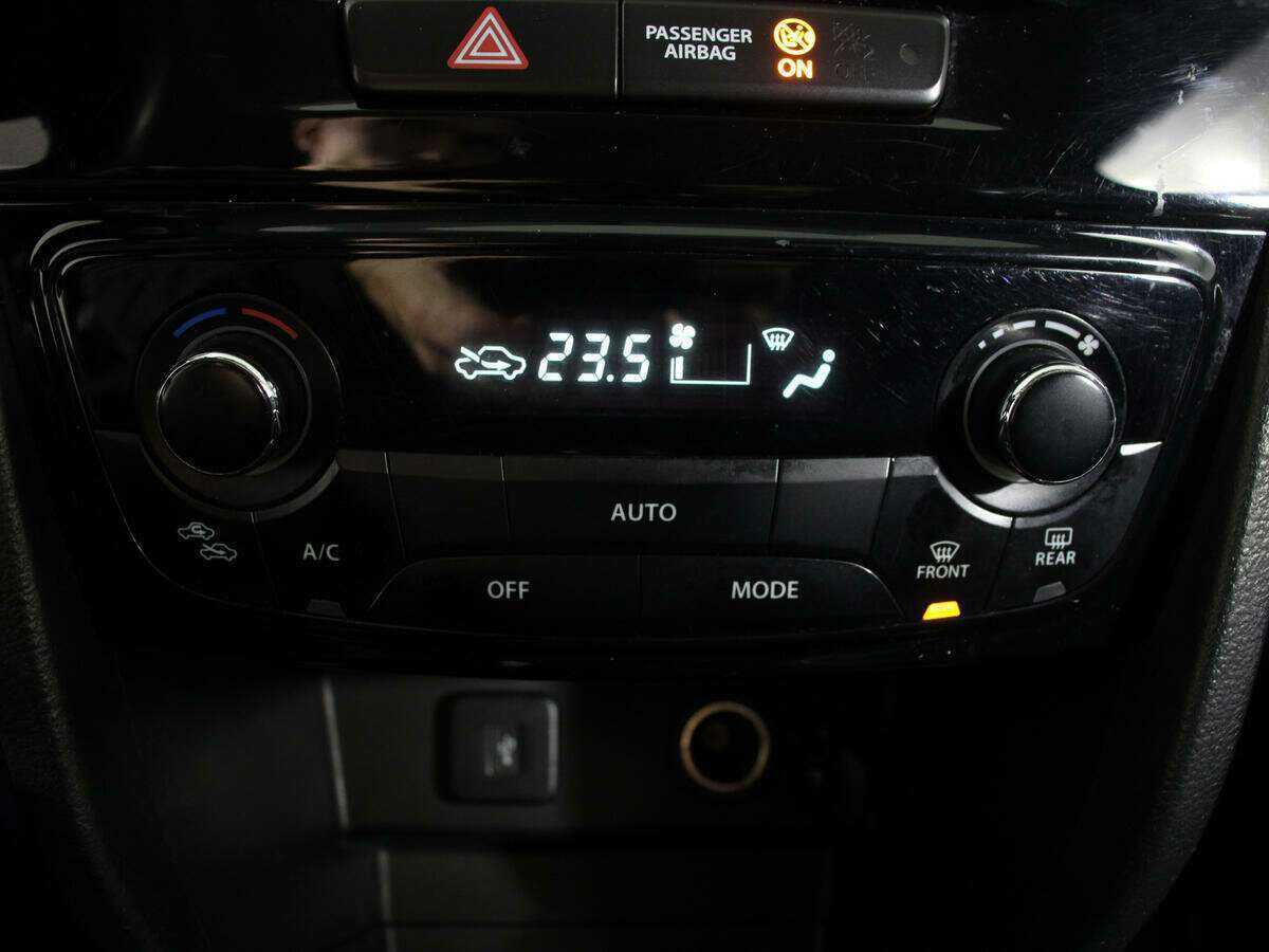 Б/У Сузуки Витара 2016 года. Фото: #20