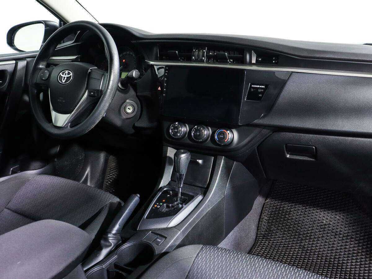 Б/У Тойота Королла 2013 года. Фото: #5