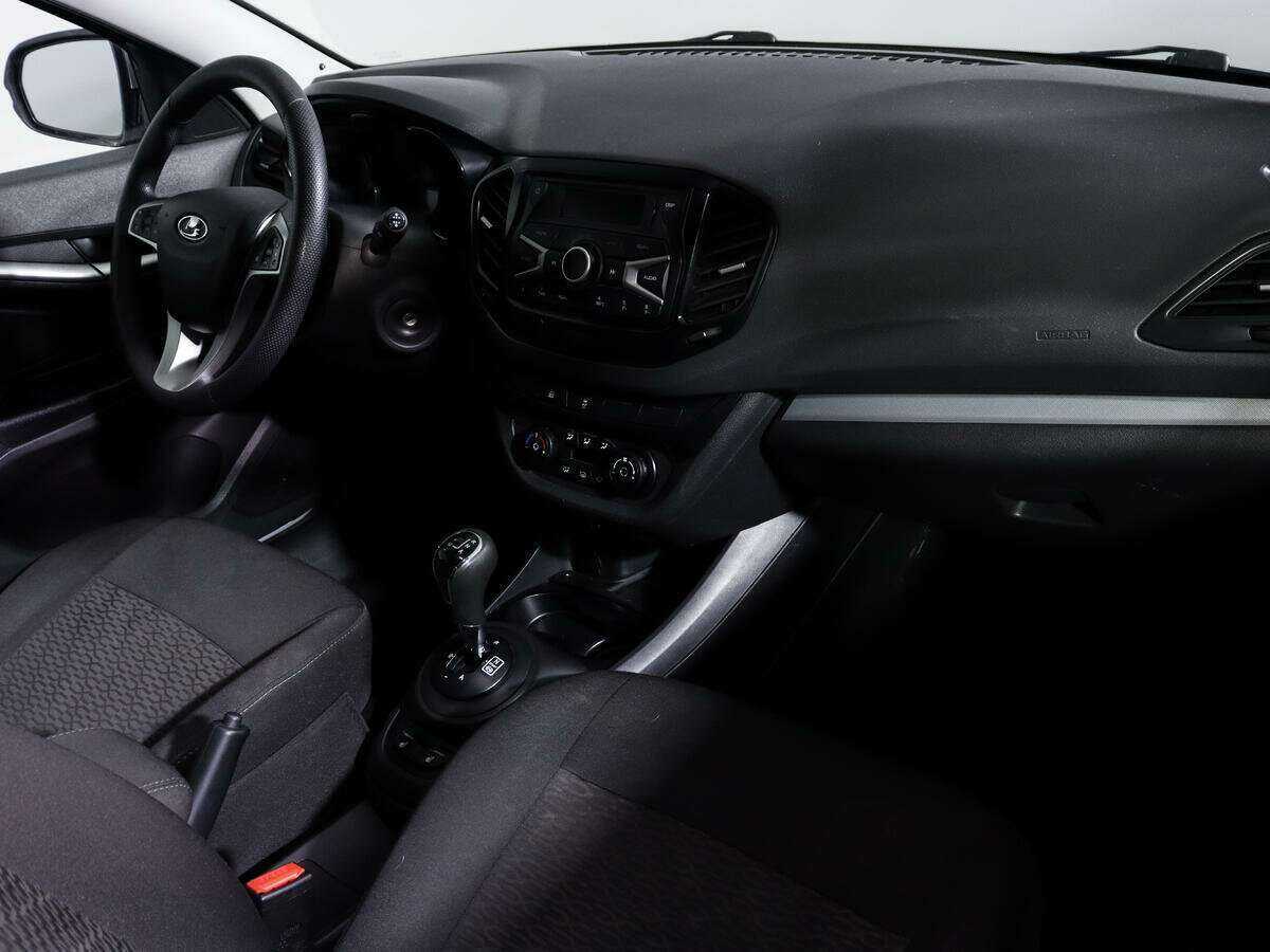 Б/У Лада (ВАЗ) Веста 2019 года. Фото: #6