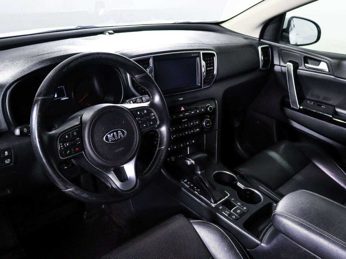 Б/У Киа Спортейдж 2017 года. Фото: #11