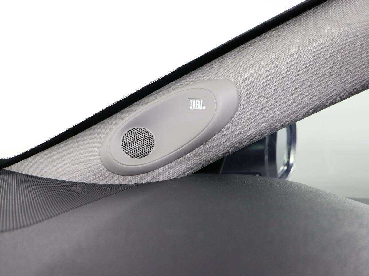 Toyota Camry 2018 года с пробегом. Фото: #23