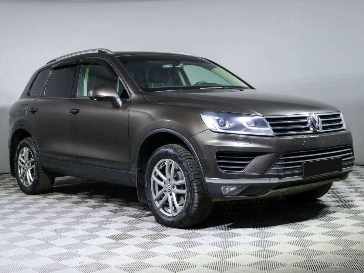 Volkswagen Touareg 2015 года с пробегом. Фото: #2