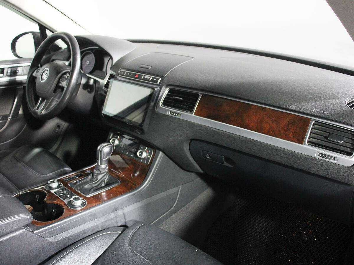 Volkswagen Touareg 2015 года с пробегом. Фото: #5