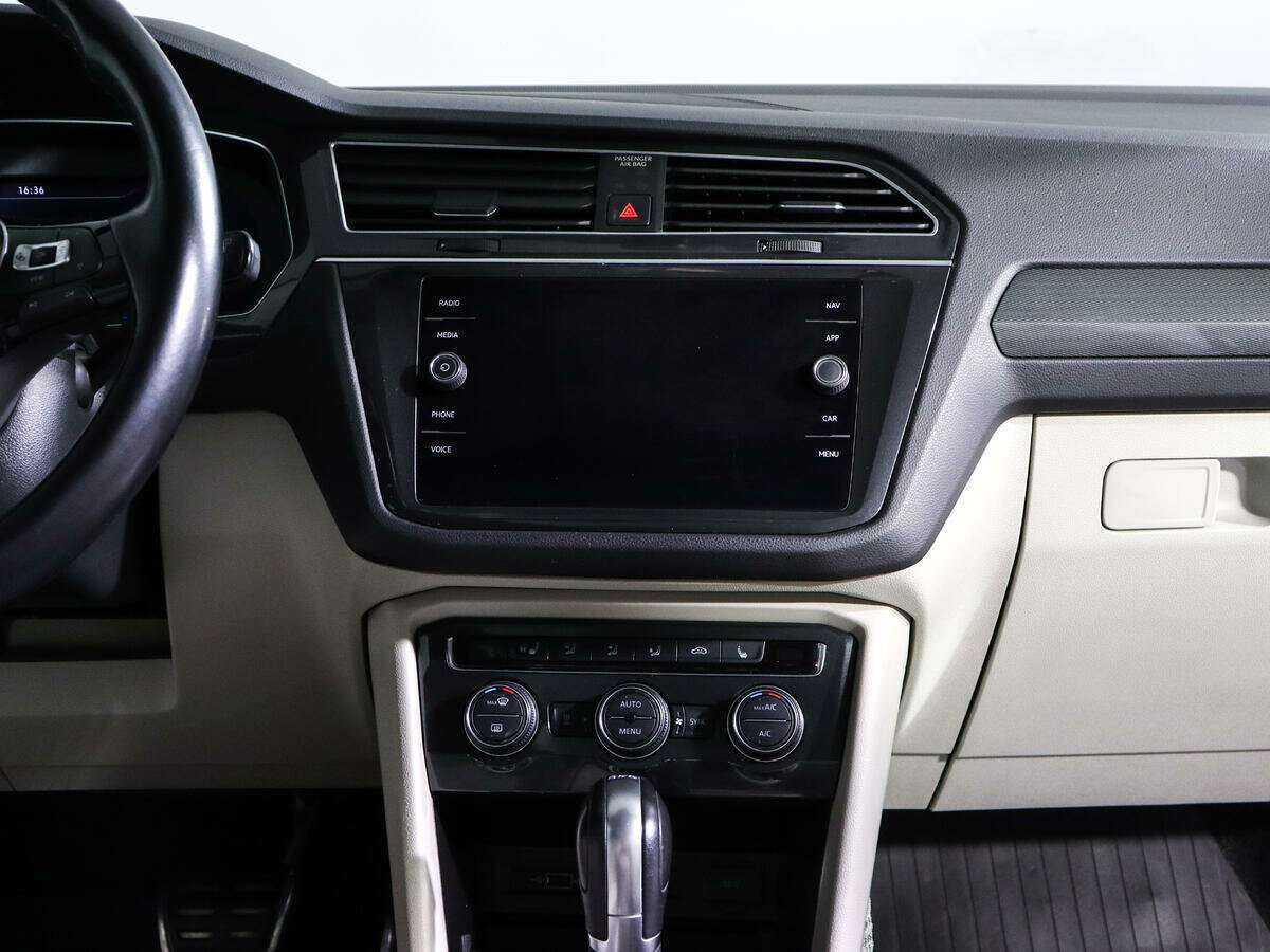 Volkswagen Tiguan 2018 года с пробегом. Фото: #12