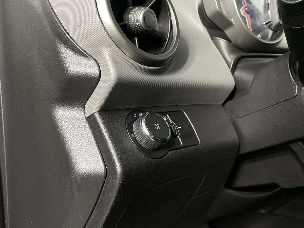 Б/У Шевроле Авео 2013 года. Фото: #7