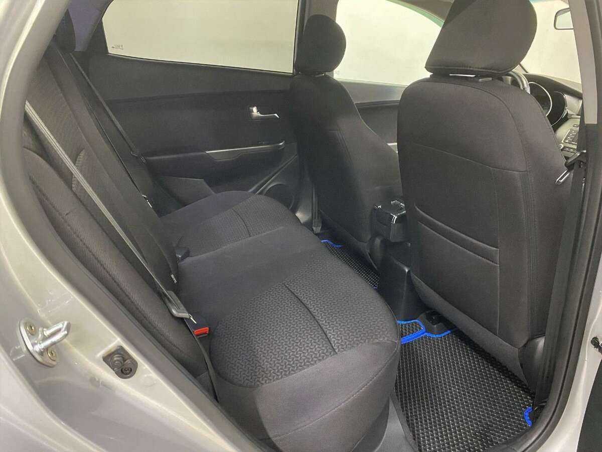 Б/У Киа Рио 2017 года. Фото: #14