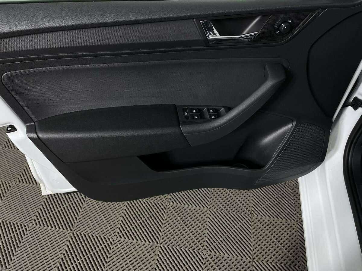 Б/У Шкода Рапид 2020 года. Фото: #7