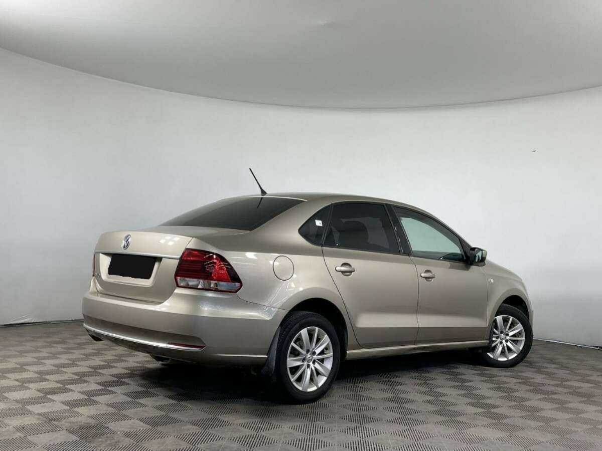 Б/У Фольксваген Поло 2015 года. Фото: #4