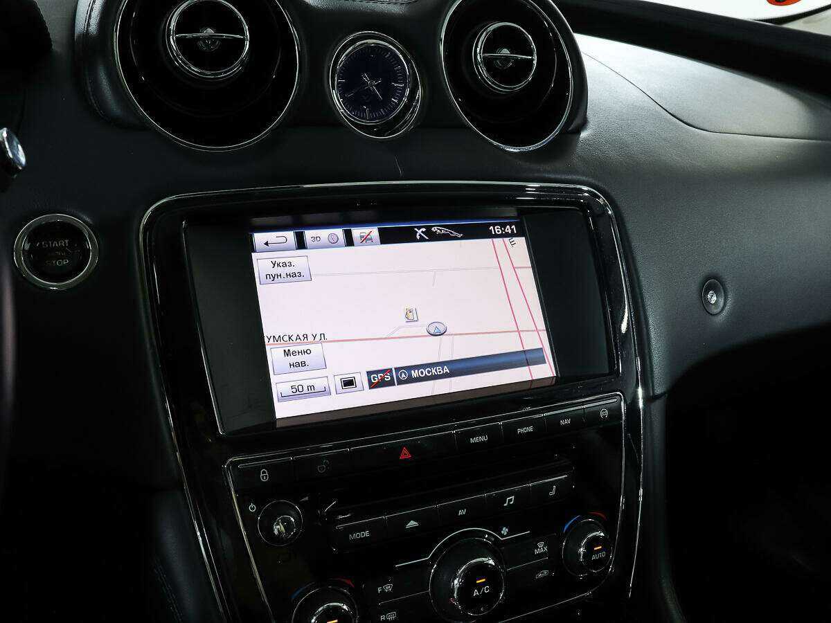 Jaguar XJ 2013 года с пробегом. Фото: #14