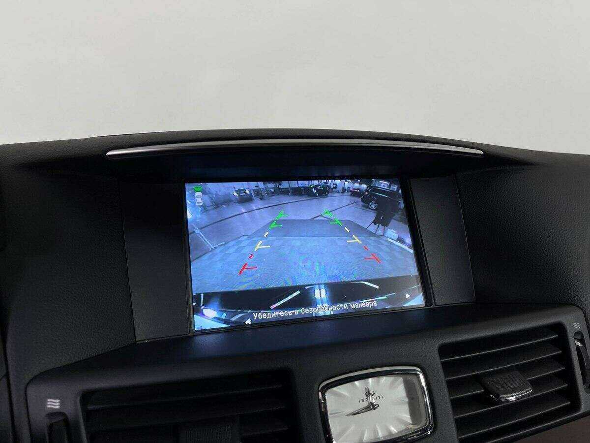 Infiniti Q70 2016 года с пробегом. Фото: #12