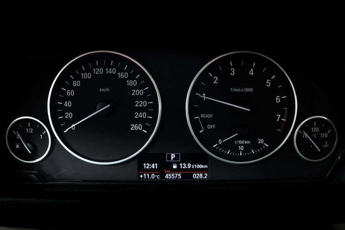 BMW 3 серии 2016 года с пробегом. Фото: #9