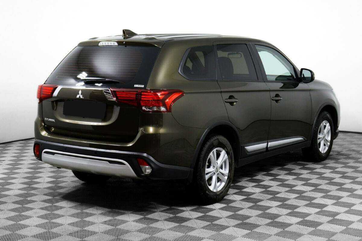 Mitsubishi Outlander 2020 года с пробегом. Фото: #4