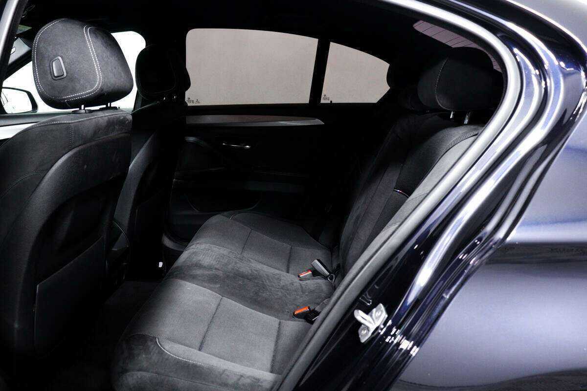 BMW 5 серии 2016 года с пробегом. Фото: #11