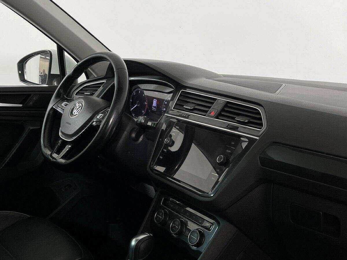 Volkswagen Tiguan 2018 года с пробегом. Фото: #6
