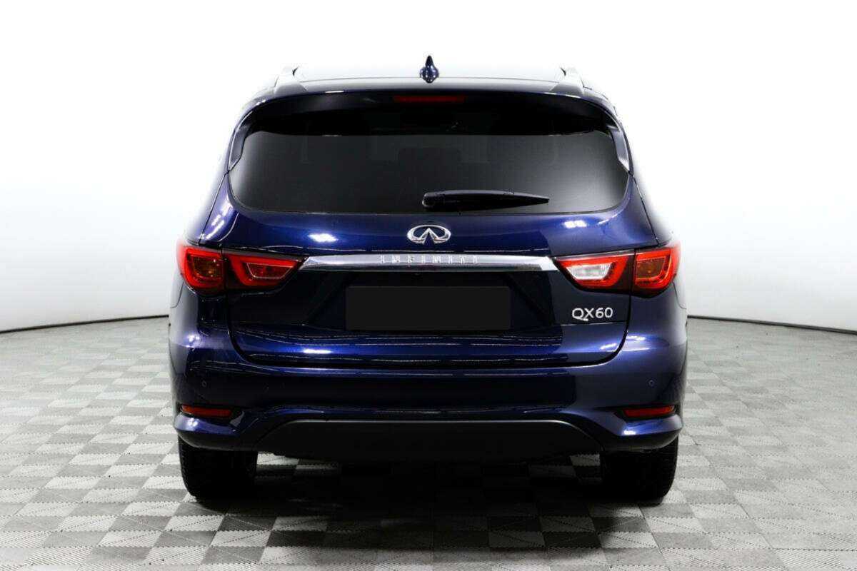 Infiniti QX60 2018 года с пробегом. Фото: #5