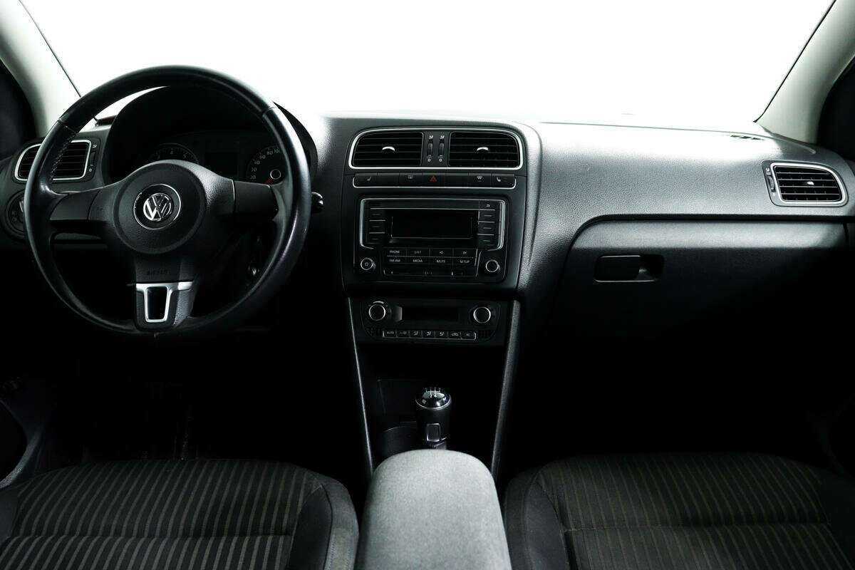 Б/У Фольксваген Поло 2012 года. Фото: #10