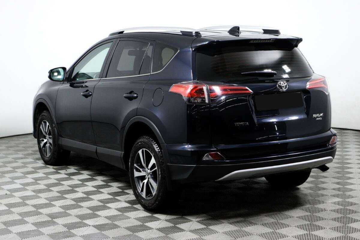 Toyota RAV4 2017 года с пробегом. Фото: #6