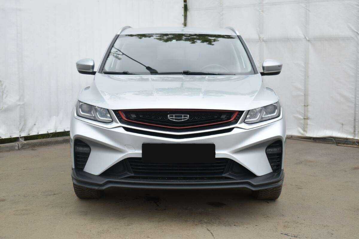 Б/У Джили Кулрэй 2021 года. Фото: #1