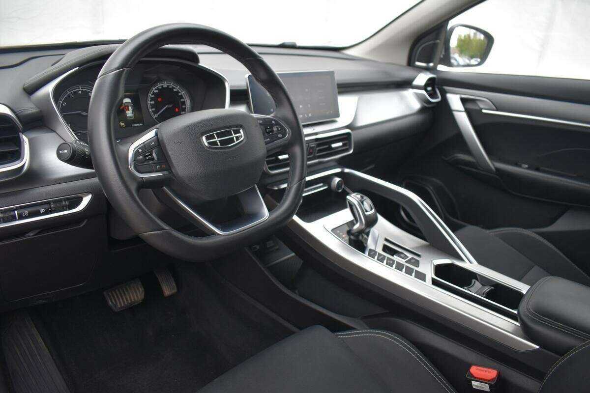 Б/У Джили Кулрэй 2021 года. Фото: #12