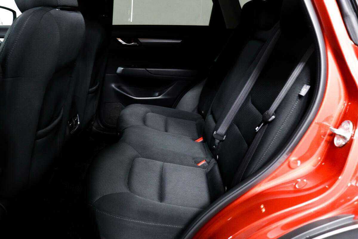 Mazda CX-5 2019 года с пробегом. Фото: #11