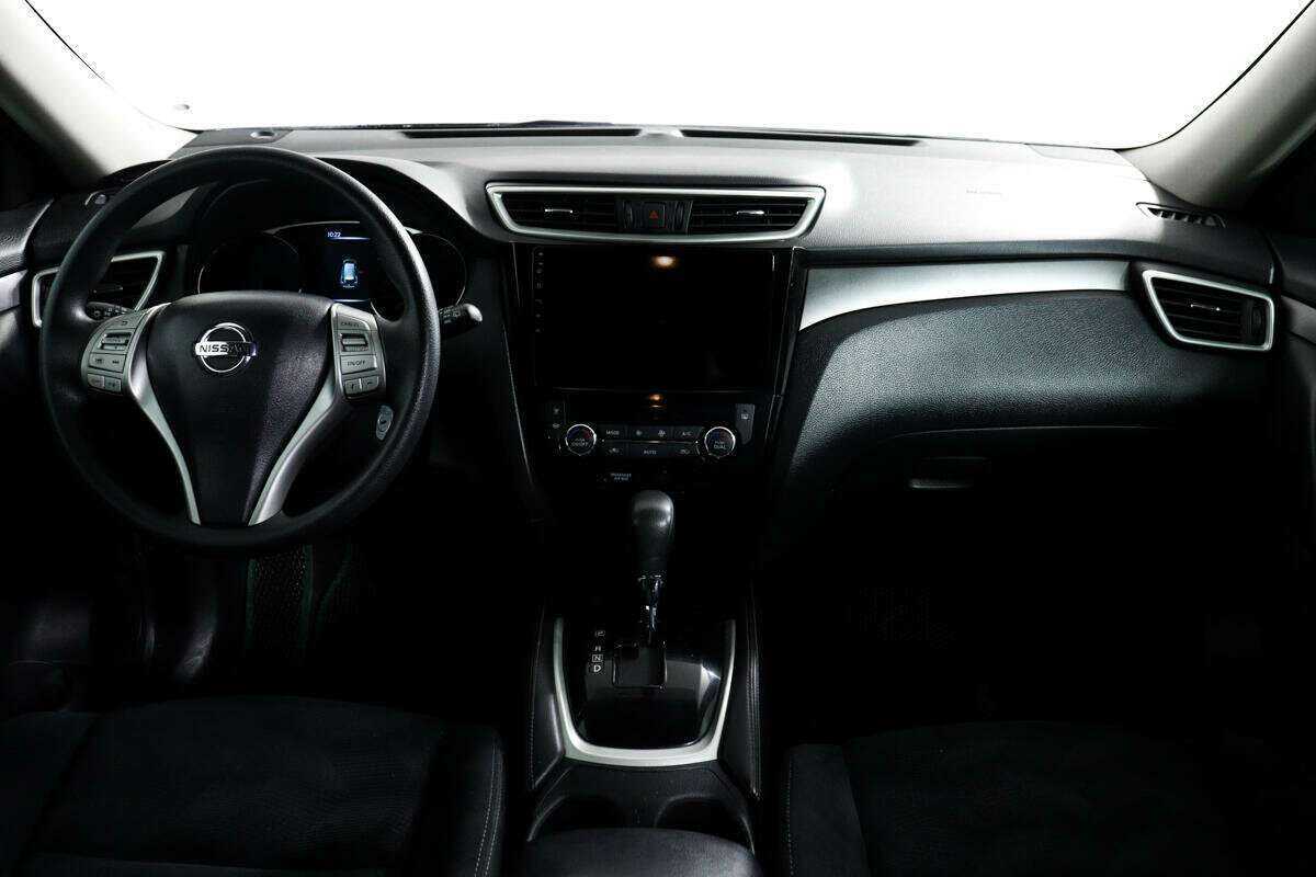 Б/У Ниссан Икс-Трейл 2015 года. Фото: #10