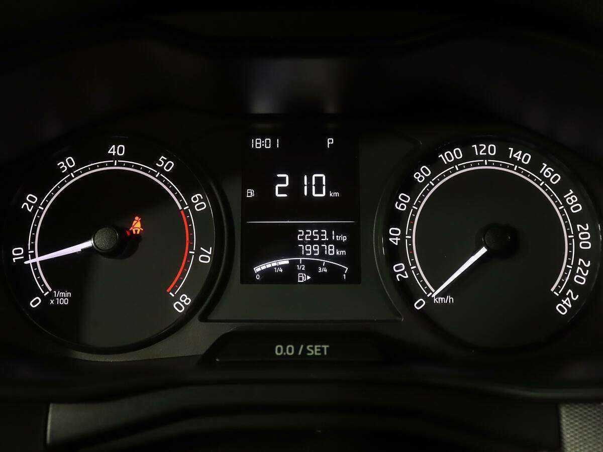 Б/У Шкода Рапид 2021 года. Фото: #9