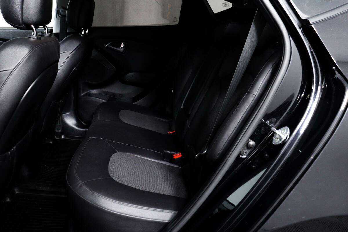 Б/У Хендай ай-икс35 2013 года. Фото: #11