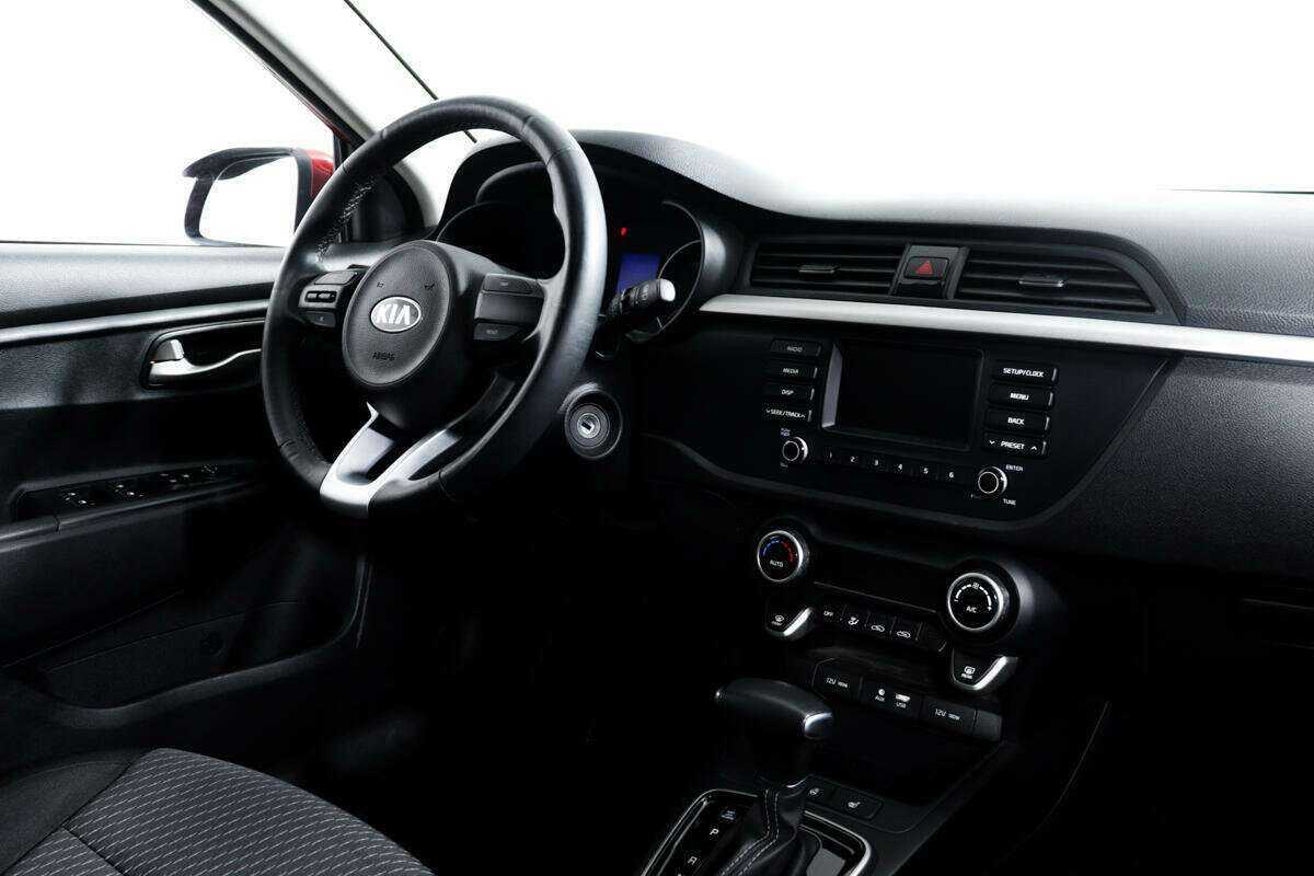 Б/У Киа Рио 2018 года. Фото: #8