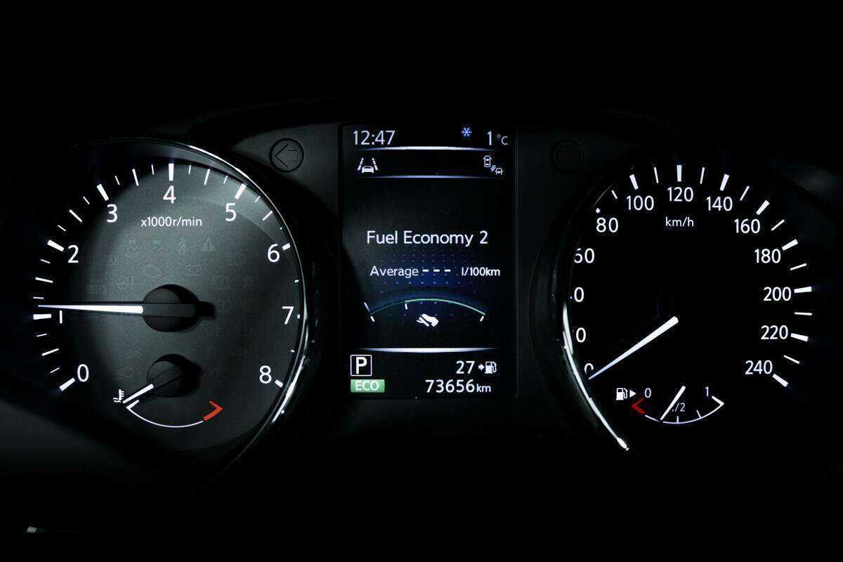 Б/У Ниссан Икс-Трейл 2018 года. Фото: #9