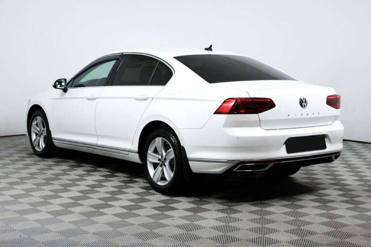 Volkswagen Passat 2020 года с пробегом. Фото: #6