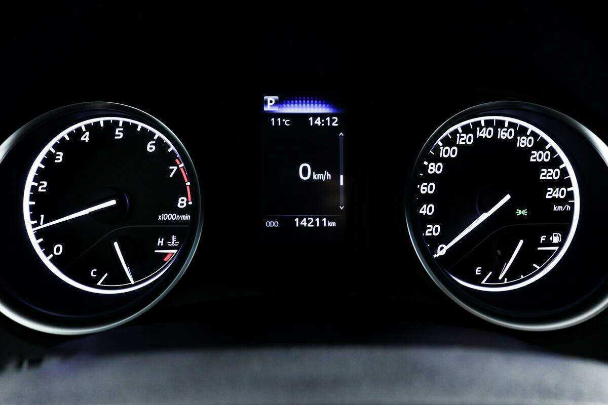 Toyota Camry 2021 года с пробегом. Фото: #9