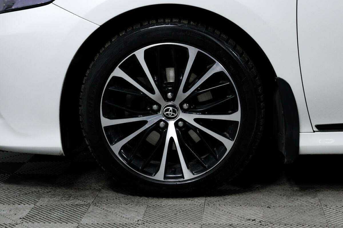 Toyota Camry 2021 года с пробегом. Фото: #13