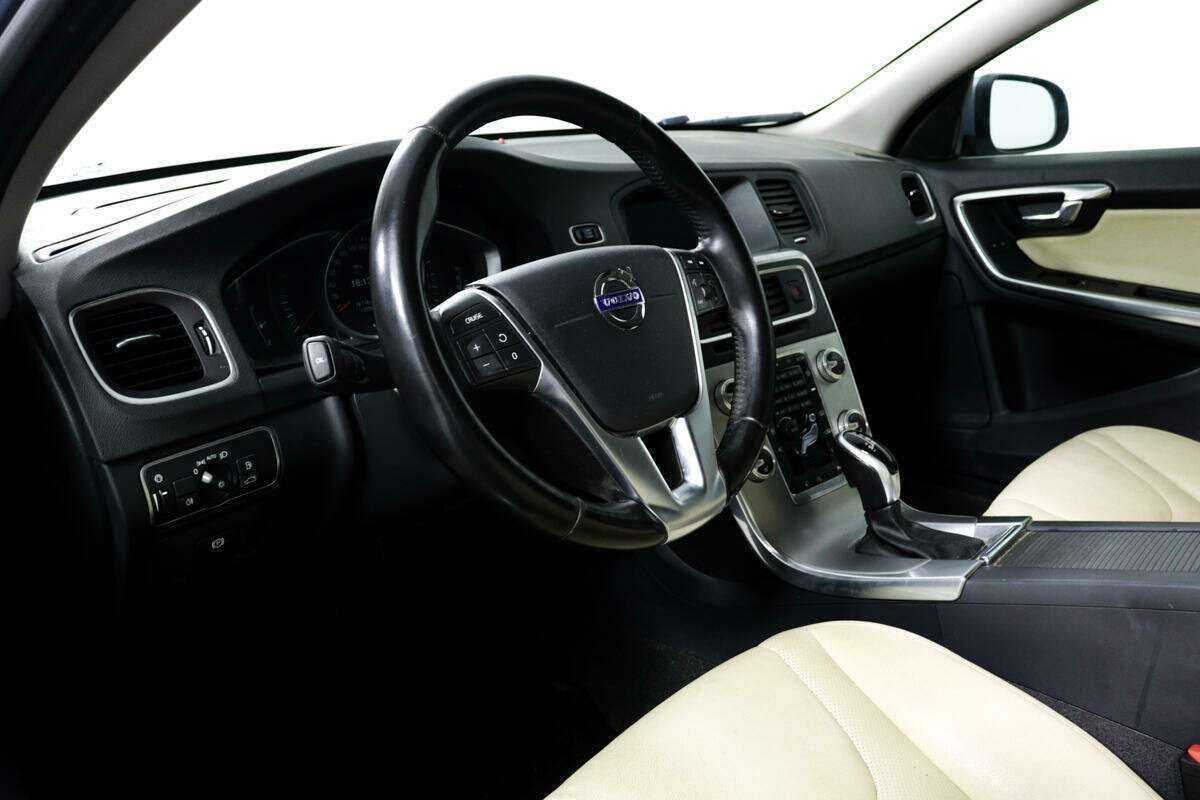 Volvo S60 2017 года с пробегом. Фото: #12