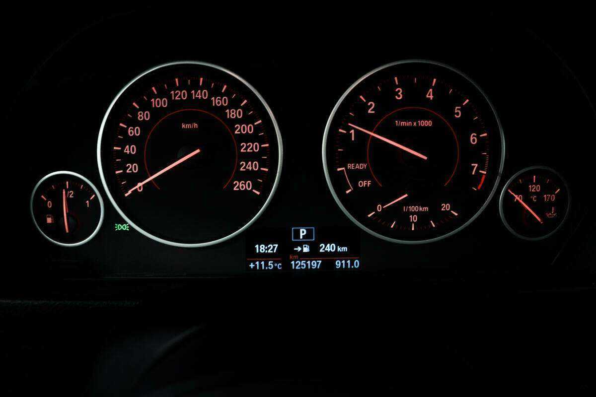 BMW 3 серии 2017 года с пробегом. Фото: #9