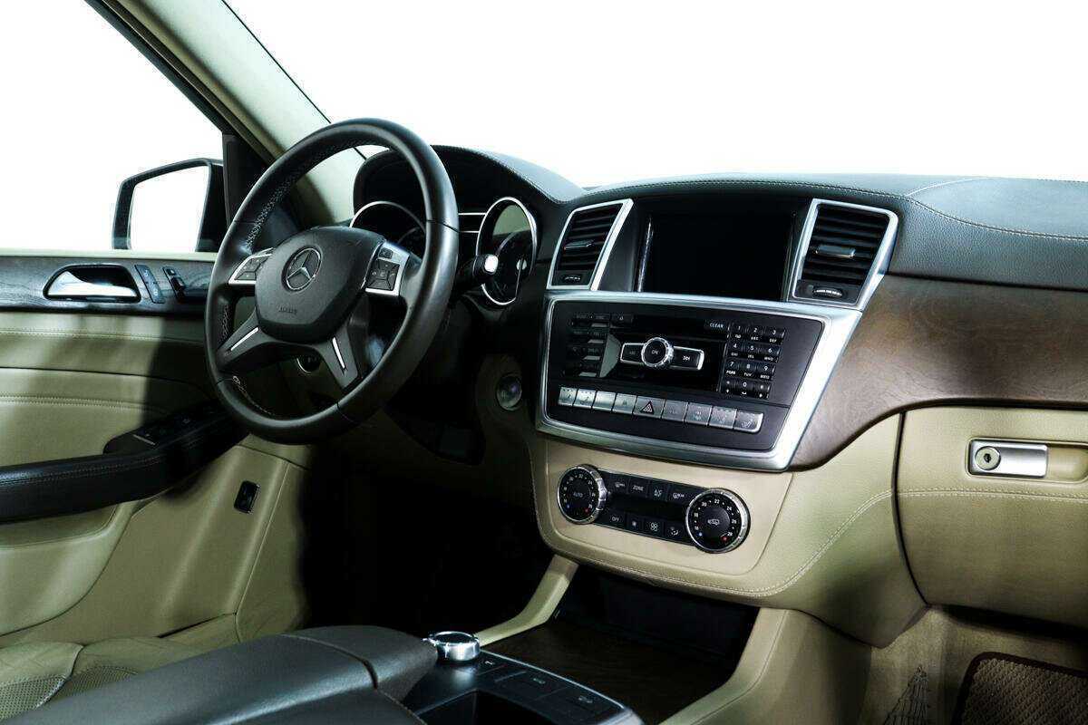 Mercedes-Benz M-Класс 2014 года с пробегом. Фото: #8