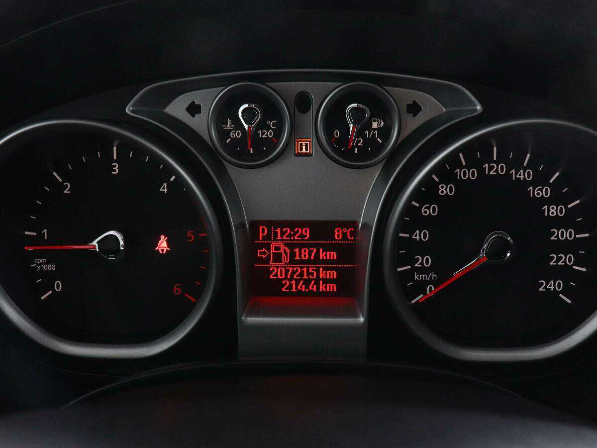 Б/У Форд Куга 2012 года. Фото: #10