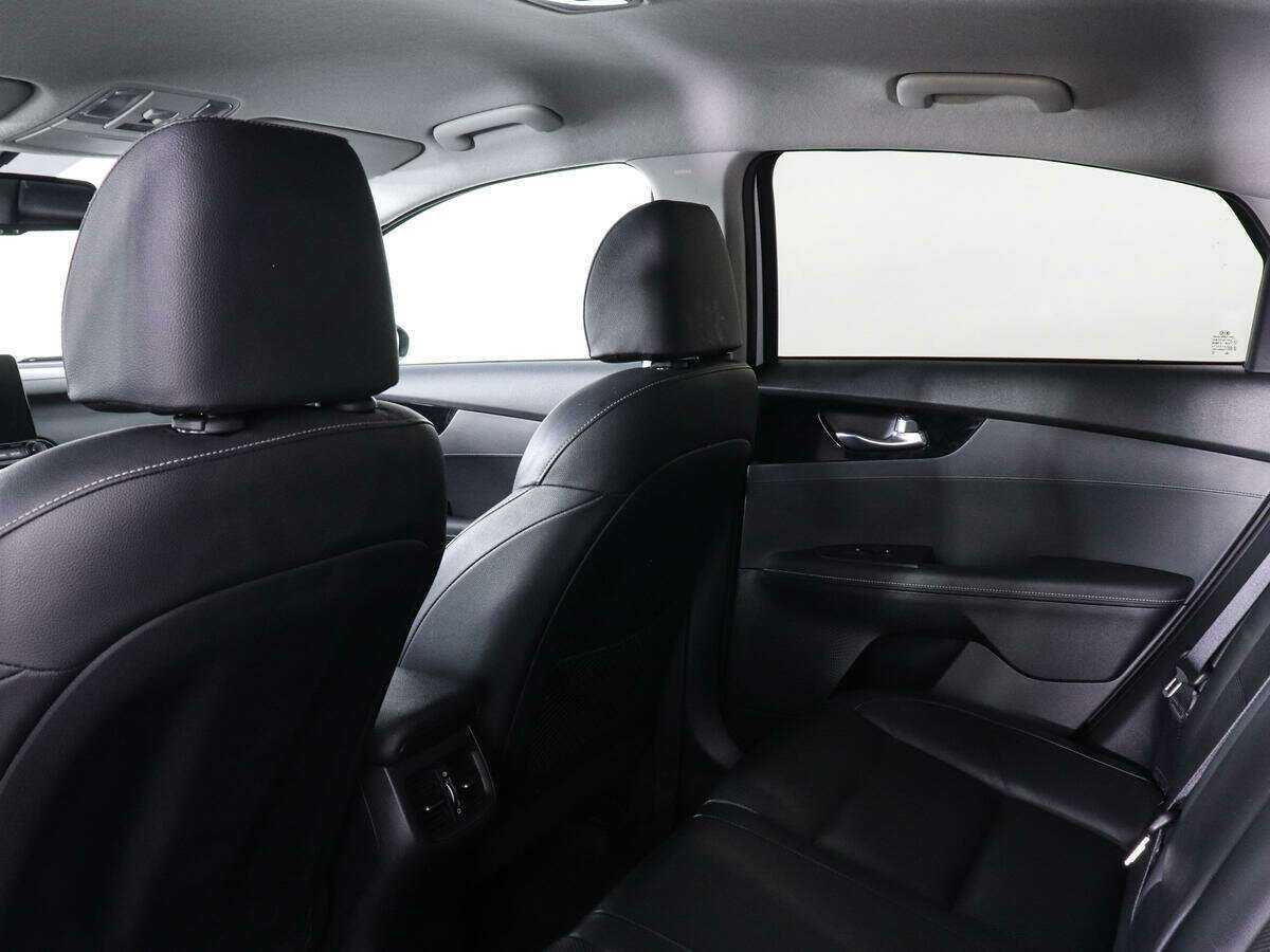 Б/У Киа Церато 2018 года. Фото: #11