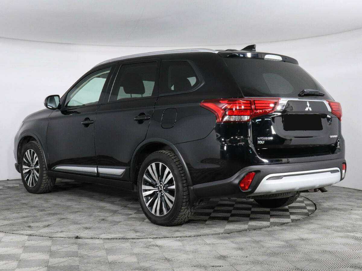 Mitsubishi Outlander 2018 года с пробегом. Фото: #6