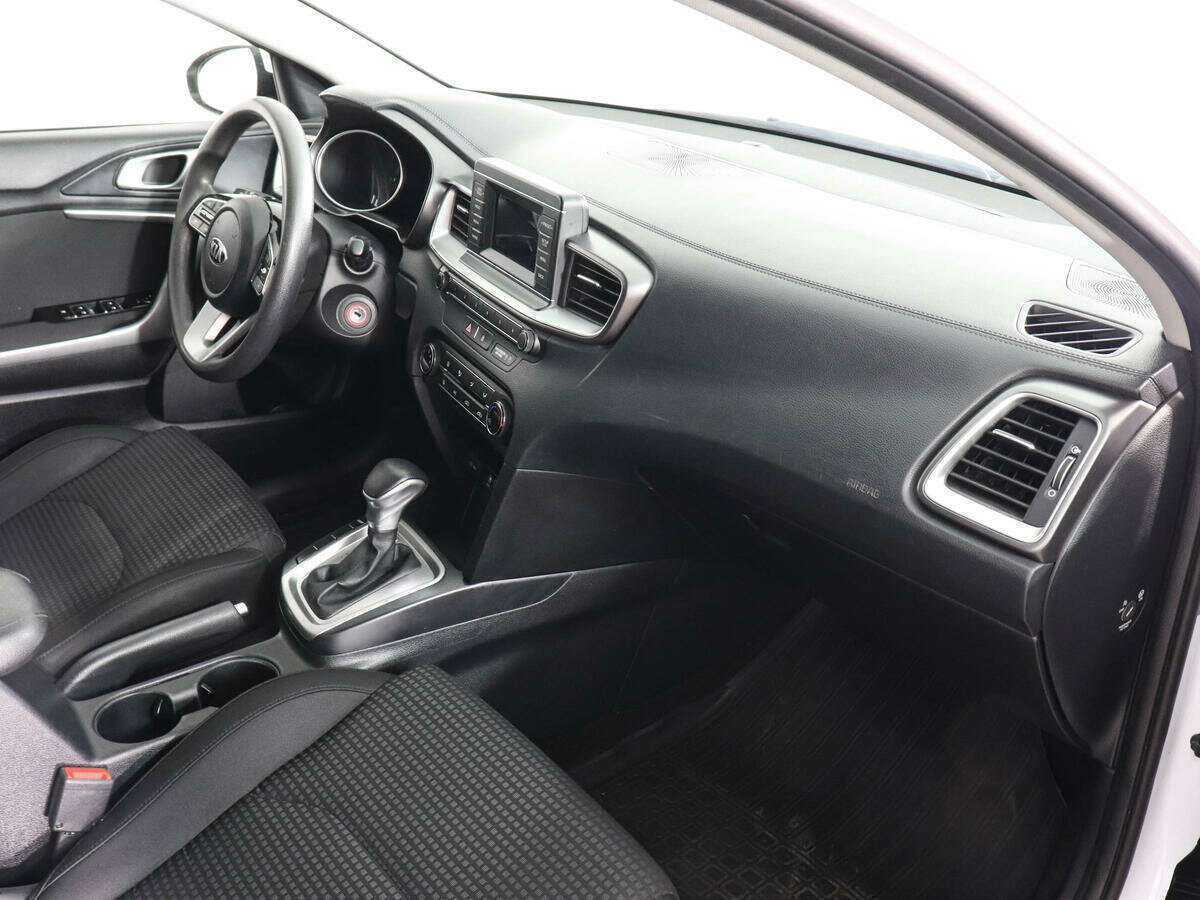 Б/У Киа Сид 2019 года. Фото: #9