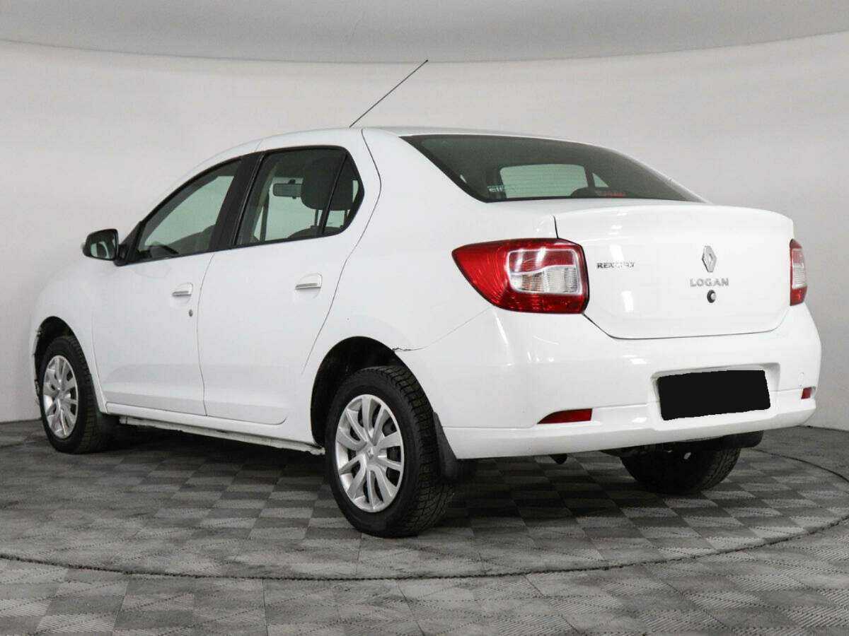 Б/У Рено Логан 2018 года. Фото: #3