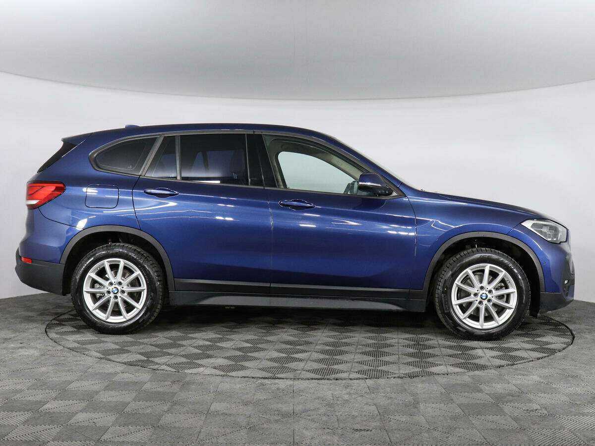 BMW X1 2021 года с пробегом. Фото: #4