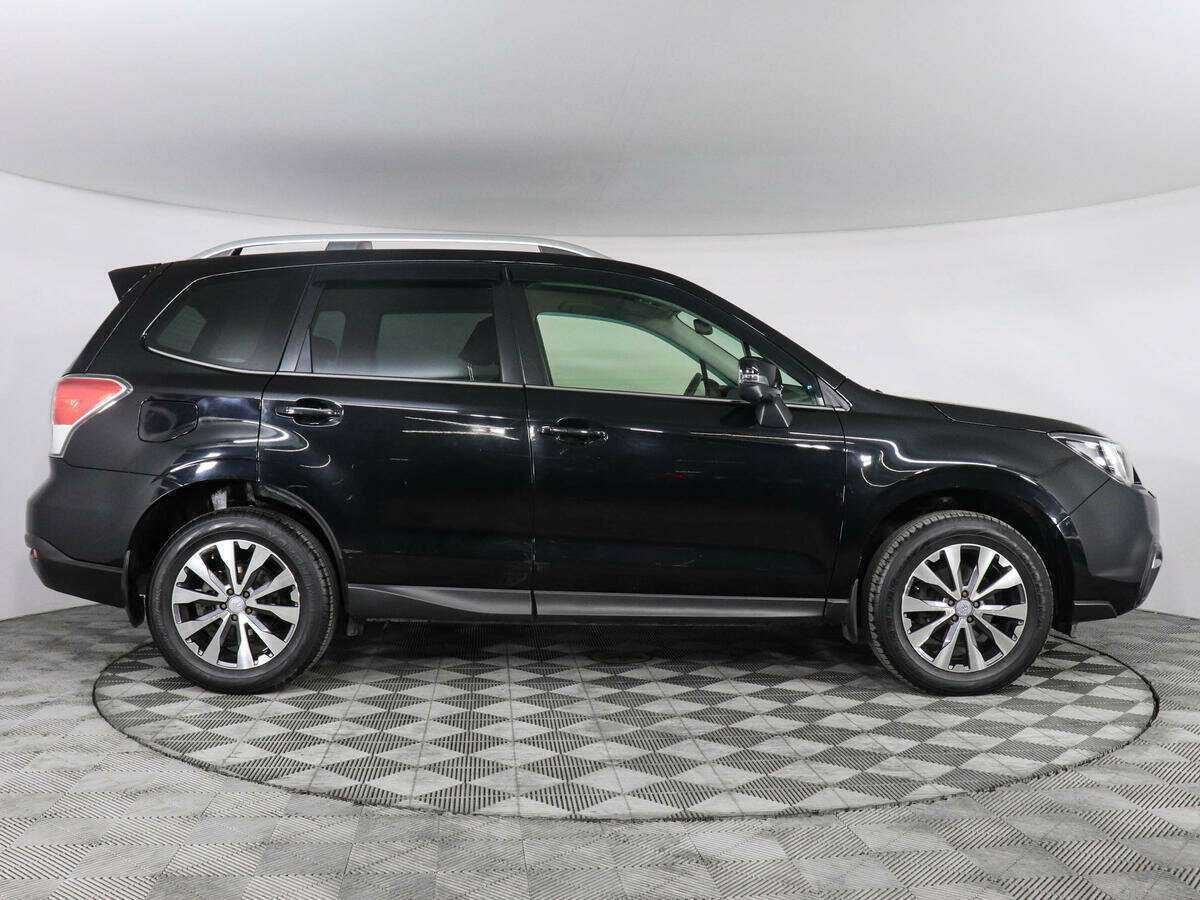 Subaru Forester 2017 года с пробегом. Фото: #3