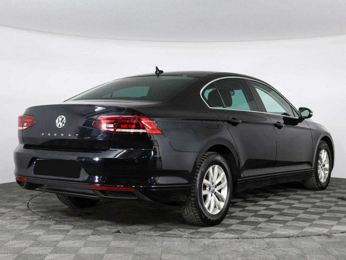 Volkswagen Passat 2020 года с пробегом. Фото: #4
