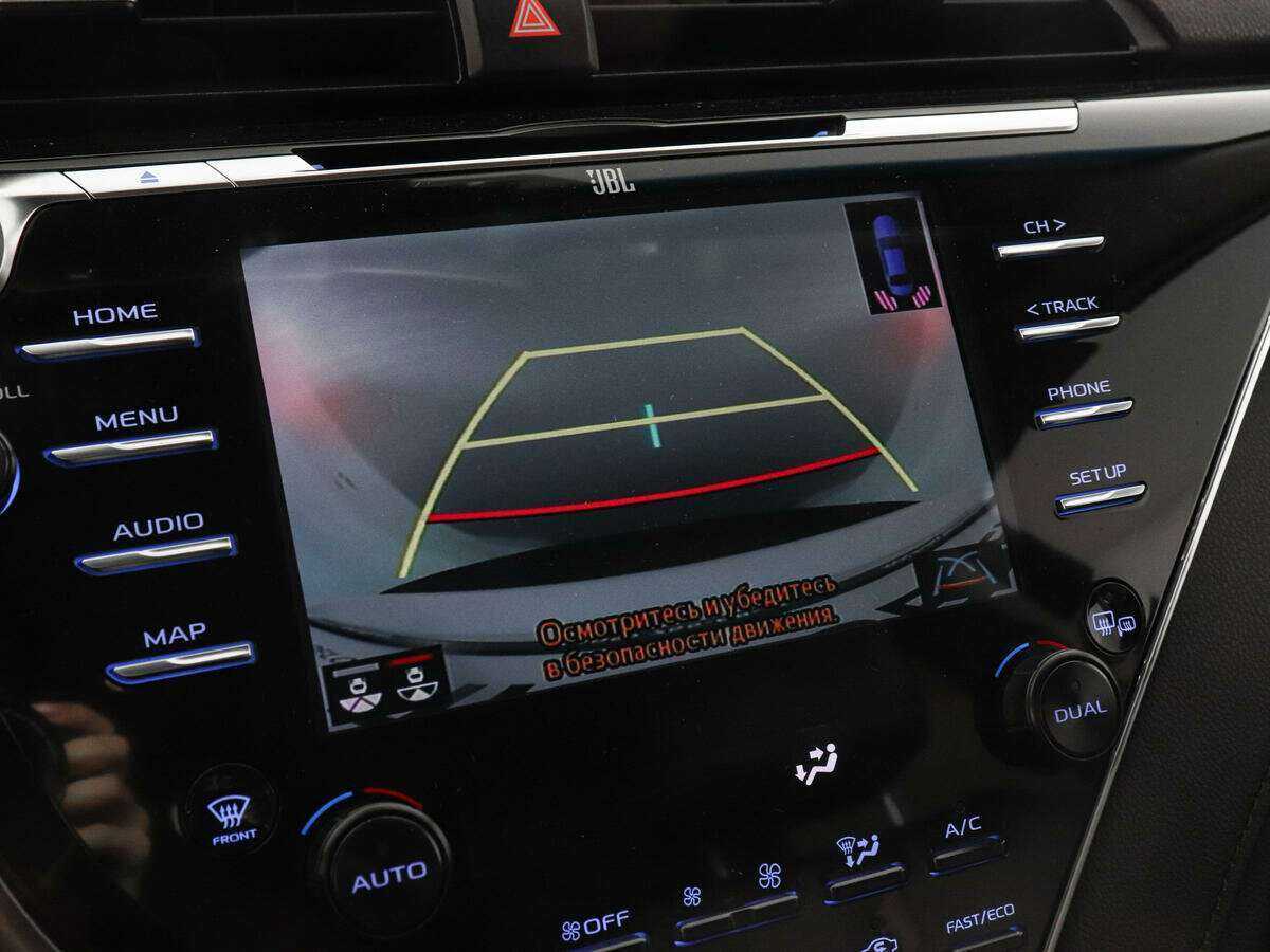 Toyota Camry 2019 года с пробегом. Фото: #13