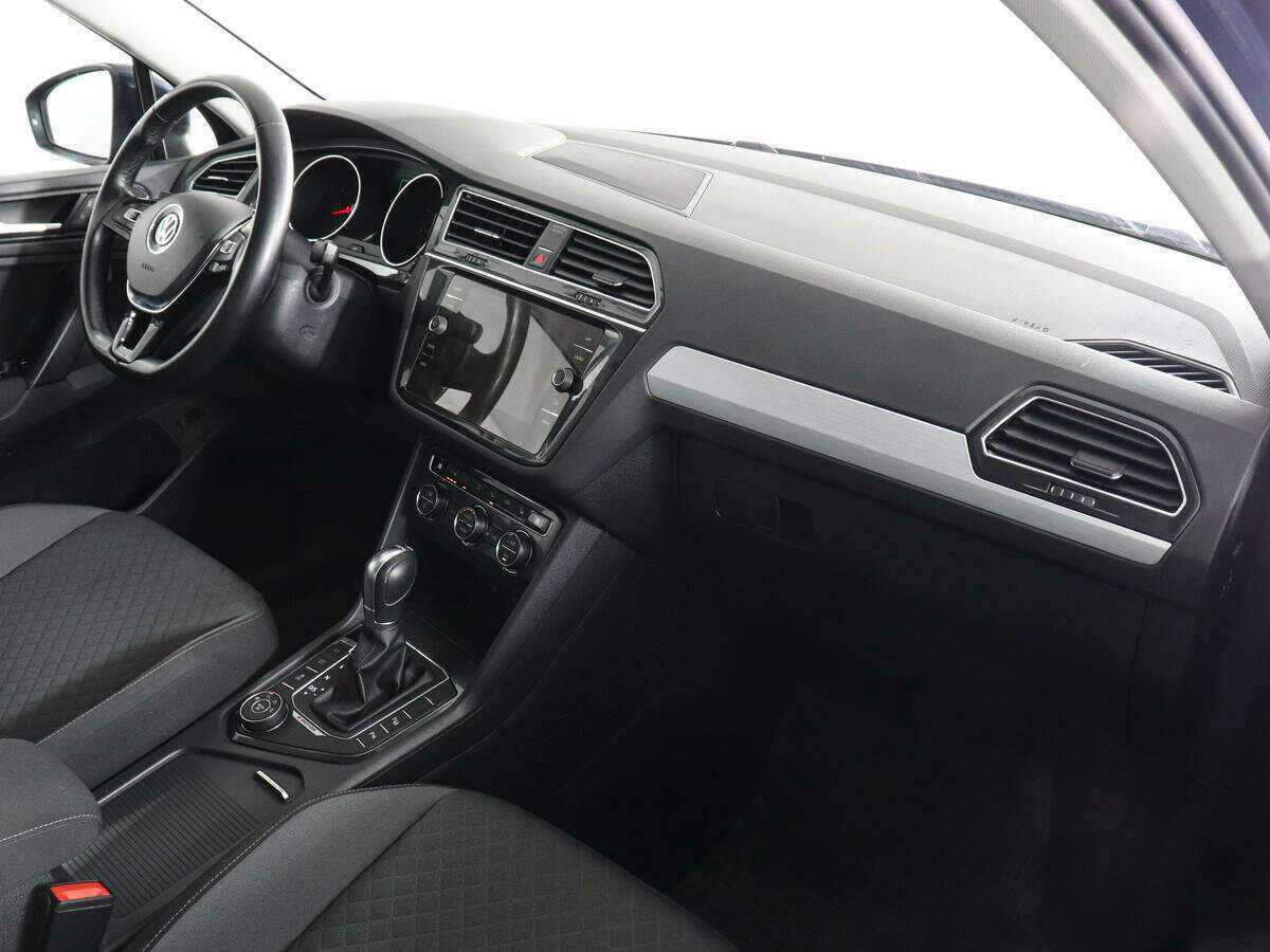 Volkswagen Tiguan 2017 года с пробегом. Фото: #9