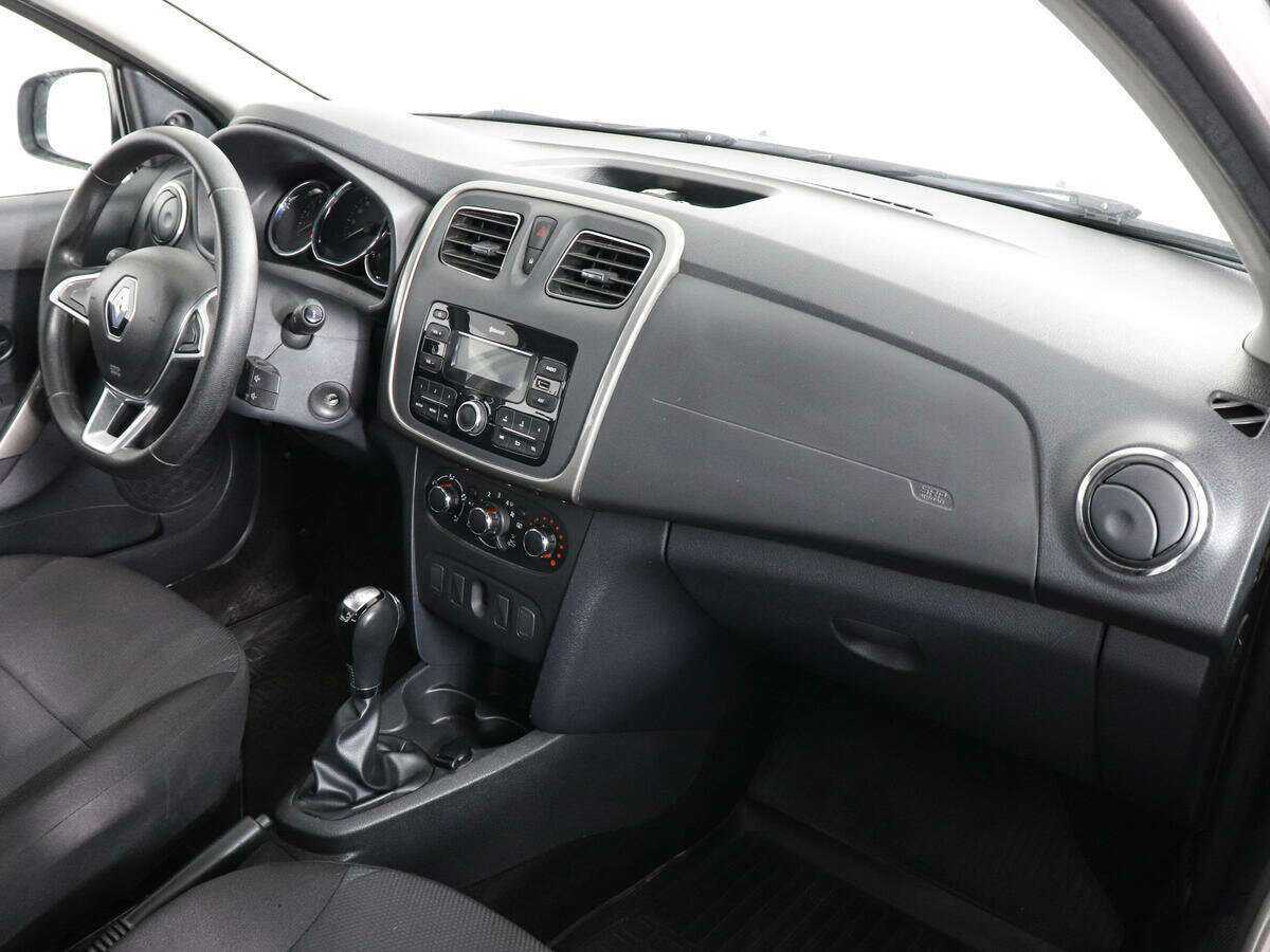 Б/У Рено Сандеро 2020 года. Фото: #9