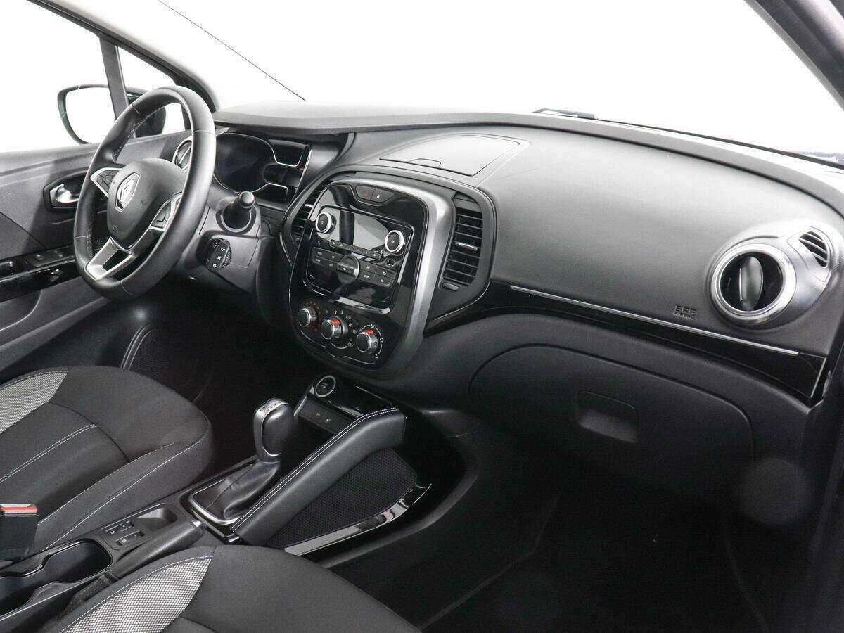 Б/У Рено Каптюр 2020 года. Фото: #8